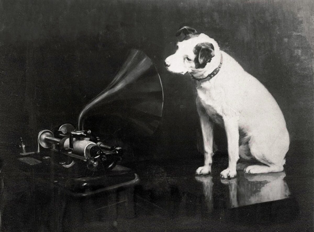 「His Master’s Voice」――ニッパーと不朽の名画が生まれるまで