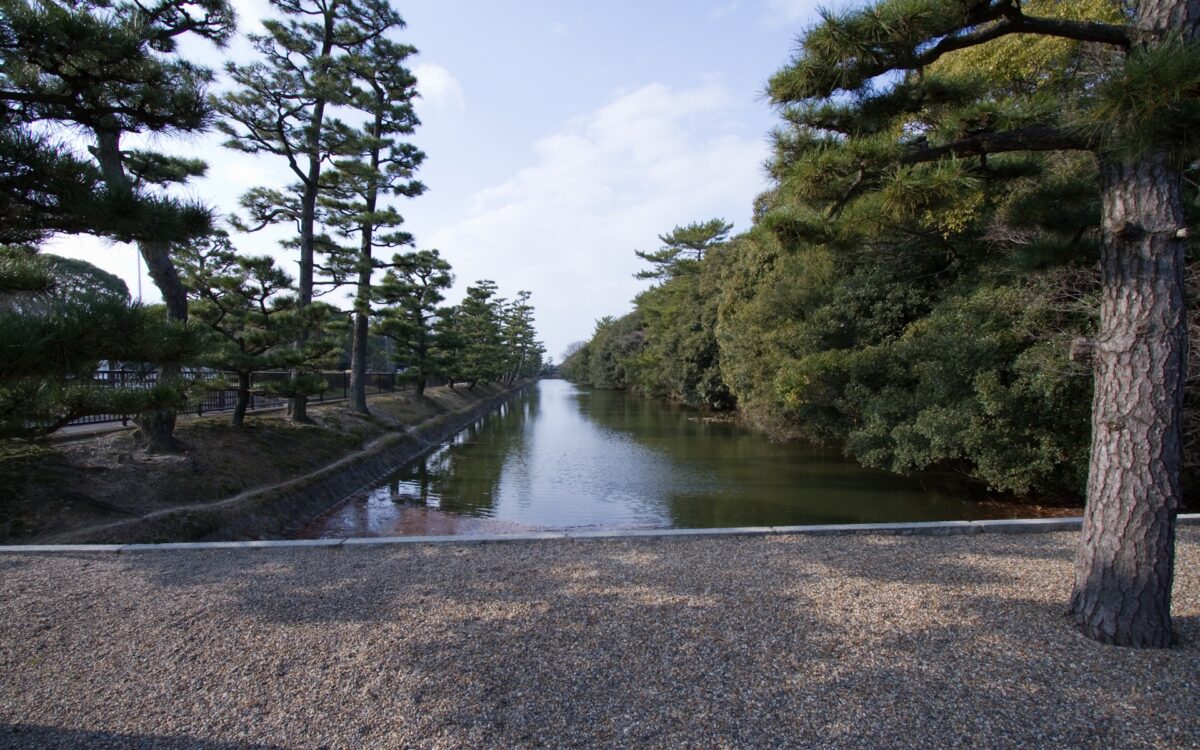 なぜ日本は”古墳を掘れない”のか――発見されないのではない、“発掘できない”歴史の闇